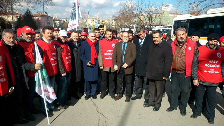 Delegación de PAME en la manifestación del Sindicato Birlesik Metal – Is en Turquía (3)