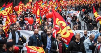 Αλληλεγγύη στην Απεργία σε Υγεία, Μεταφορές, Σχολεία στις 25 Νοέμβρη στην Ιταλία