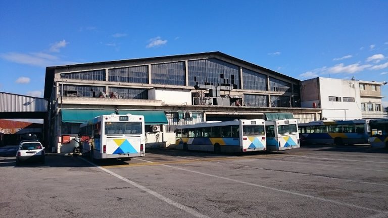 Περιοδεία του ΠΑΜΕ στο αμαξοστάσιο της ΕΘΕΛ στο Βοτανικό