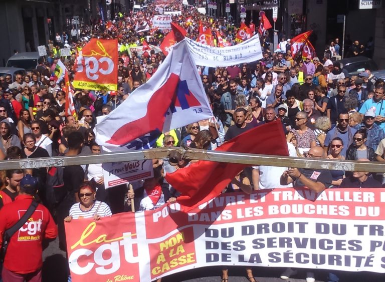 Αλληλεγγύη στους εργαζόμενους της Γαλλίας