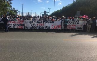 La Unión de Trabajadores Cañeros (UTC) de República Dominicana se concentró en la parte frontal del Consejo Nacional de la Seguridad Social (CNSS)