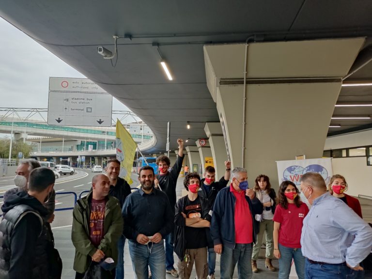 Άφιξη αντιπροσωπείας ΠΑΜΕ στη Ρώμη για το 18ο Συνέδριο της ΠΣΟ(ΦΩΤΟ-VIDEO)