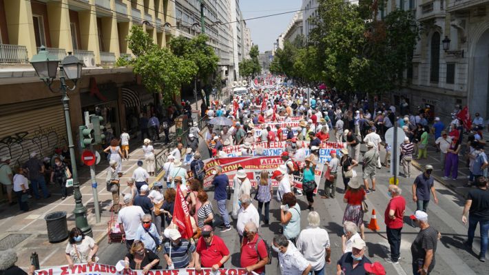 Μεγάλο Πανελλαδικο Συλλαλητήριο των Συνταξιούχων στην Αθήνα(ΦΩΤΟ-VIDEO)