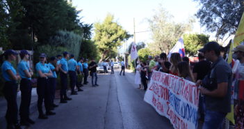 Διμαρτυρία στην Πρεσβεία του Μαρόκου για την σφαγή μεταναστών στην Μελίγια(ΦΩΤΟ-VIDEO)
