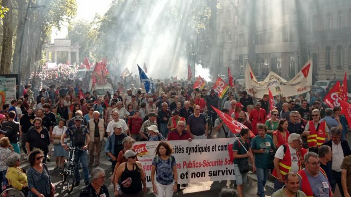 PAME Solidarité Avec La Grève Des Travailleurs De France 27 octobre