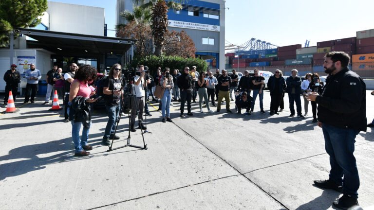 Εκδήλωση της ΕΝΕΔΕΠ για τον ένα χρόνο από το θάνατο του Δ. Δαγκλή στην COSCO(ΦΩΤΟ-ΒΙΝΤΕΟ)