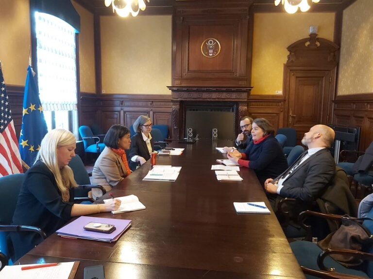 ΣΕΣ-Industriall αποδεικνύουν ξανά το ρόλο τους ως Λομπίστες των βιομηχάνων