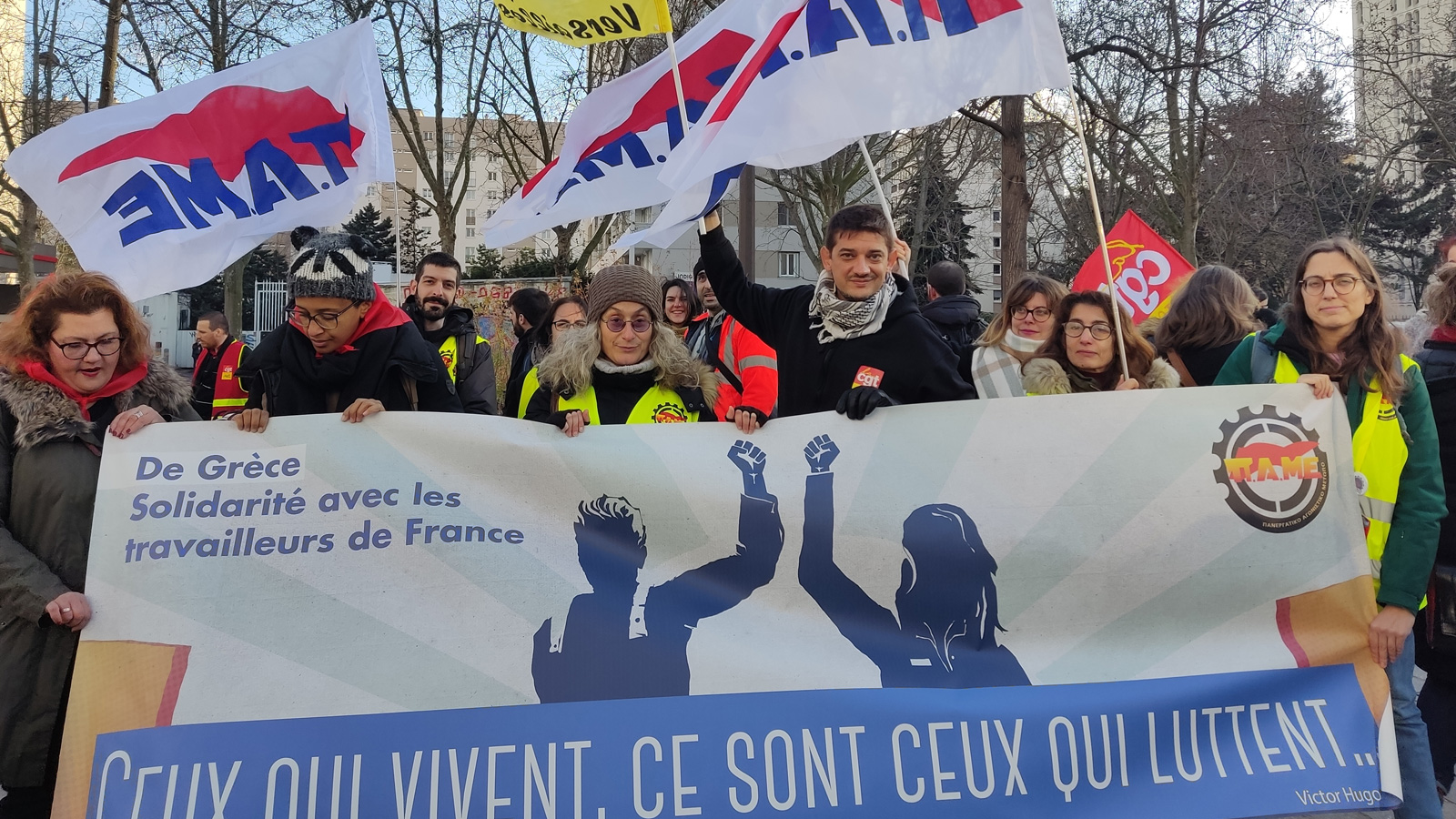 PAME: Vive la lutte des travailleurs de France!