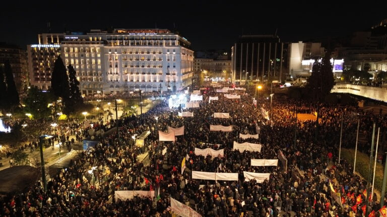 Ξανά λαός! Αυτή η πολιτική με τον οργανωμένο αγώνα του λαού θα ανατραπεί