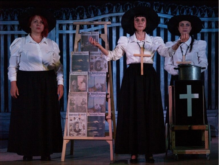 Πραγματοποιήθηκαν στην Καλλιθέα και στο Ν. Ηράκλειο οι παραστάσεις με την “Αγία Ιωάννα των Σφαγείων”