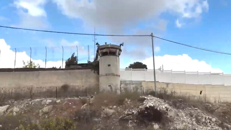 Η αντιπροσωπεία του ΠΑΜΕ συνεχίζει την επίσκεψη της κατεχόμενη Δυτική Όχθη – Εικόνες από το παράνομο οικισμό Ισραηλινών εποίκων Μπέιτ Ελ(ΒΙΝΤΕΟ)