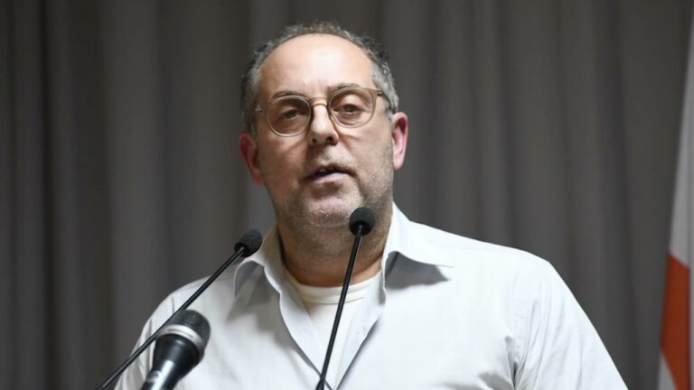 Παρέμβαση του Δ. Γούρτη στον Αθήνα 9.84, μέλος της επιτροπής υγιεινής και ασφάλειας των εργαζομένων στη ΣΤΑΣΥ εκλεγμένος με την ΔΑΣ